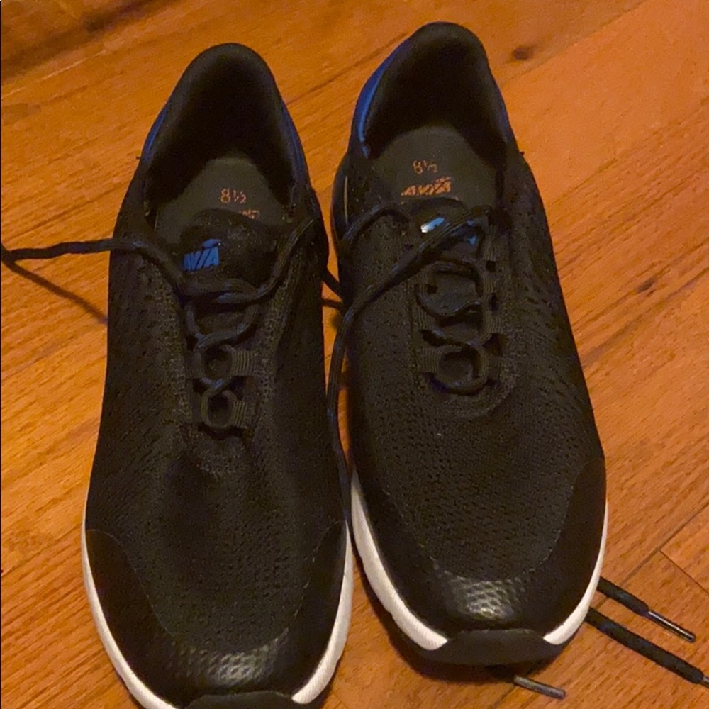 AVIA shoes